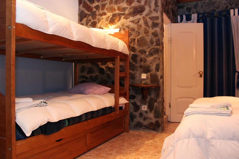 Quadruple Room image 4