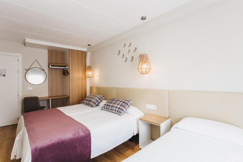 Triple Room image 4