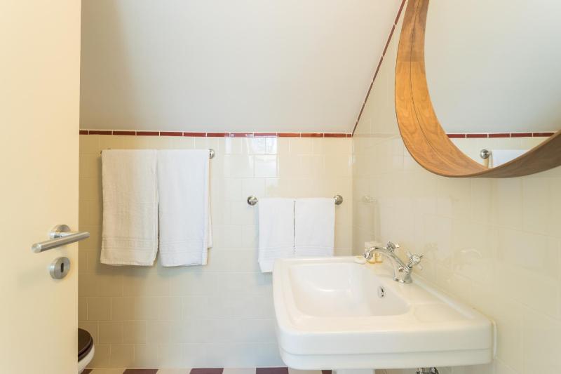 Two-Bedroom Suite image 3