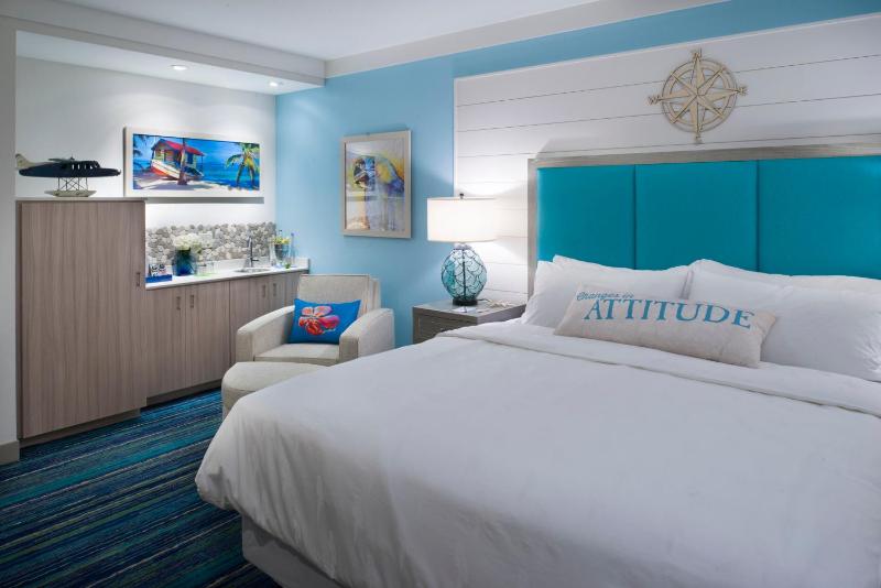 King Pool Facing Guest Room image 2