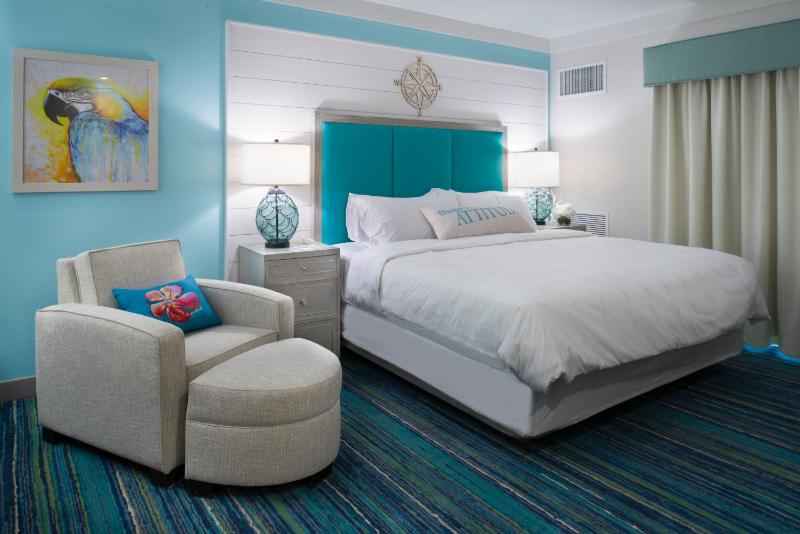 King Pool Facing Guest Room image 4