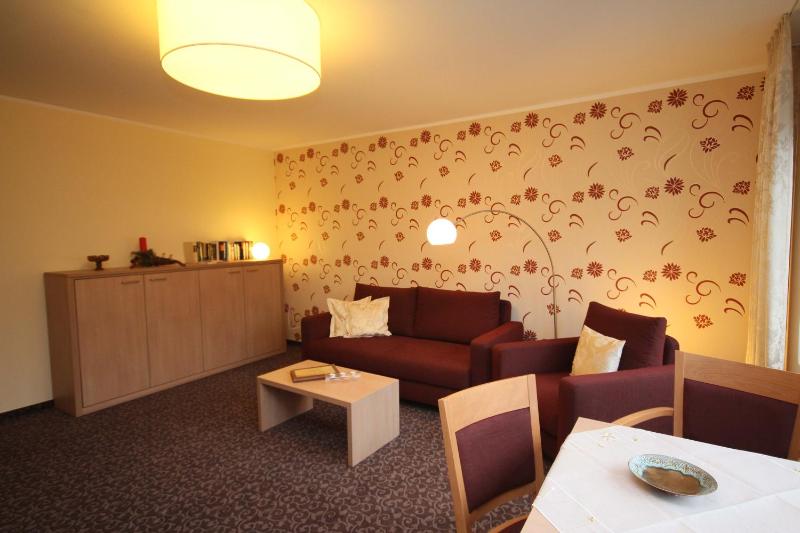 Two-Room Apartment (3 Adults) image 4