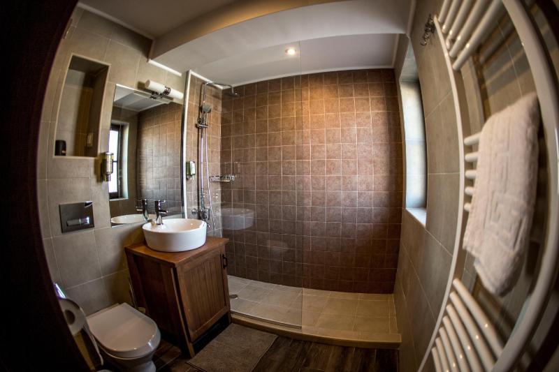 Four-Bedroom House image 1