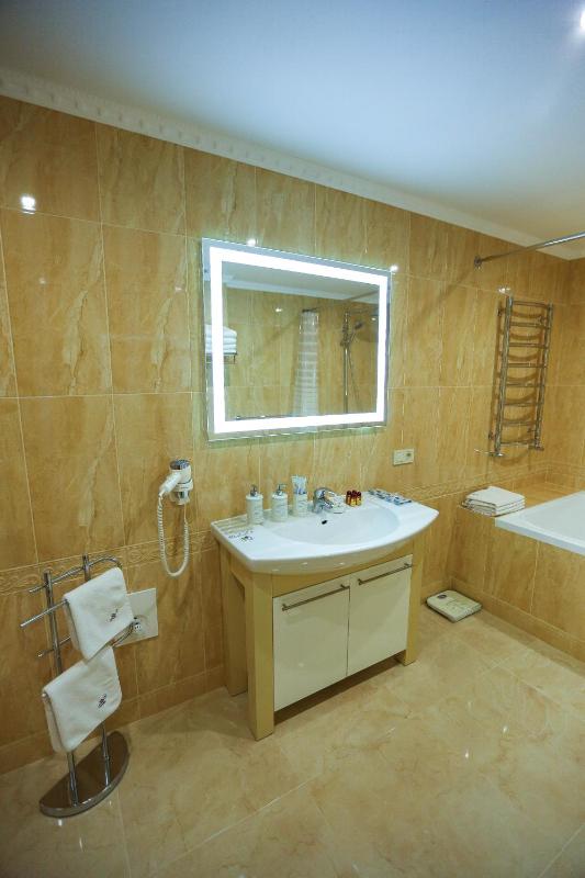 Suite image 2