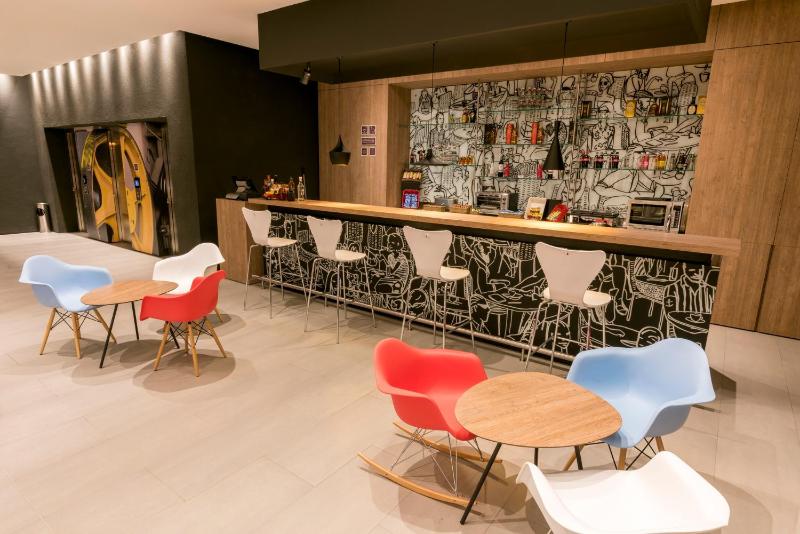 Ibis Cali Granada - image 37