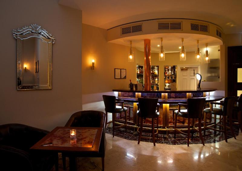 Quebecs - image 41