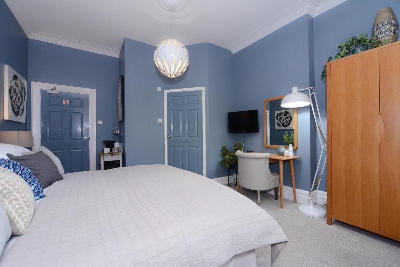 Mory House - image 44