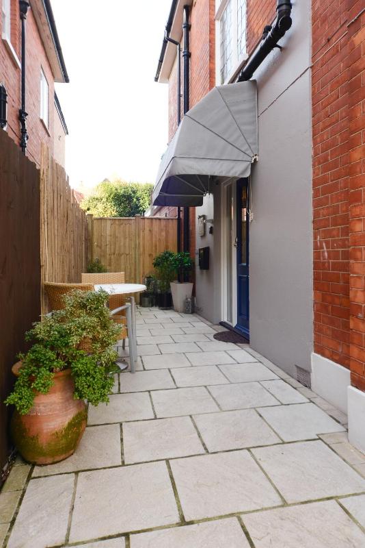 Mory House - image 26