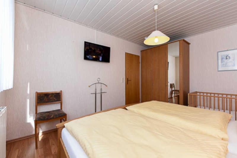 Two-Bedroom House image 2