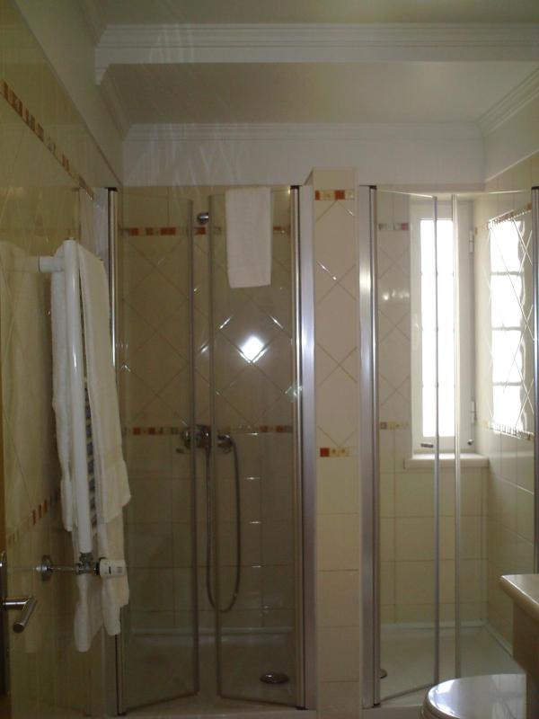 Triple Room image 2
