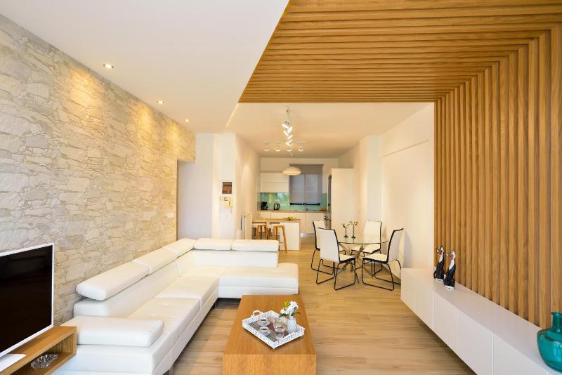 Elia Beach - image 3