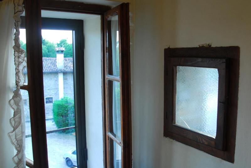 Double Room image 3