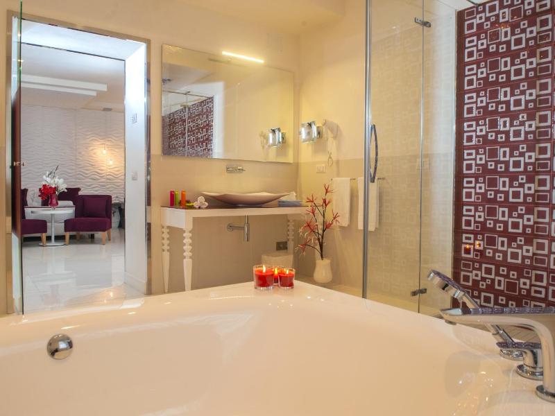 Junior Suite image 4