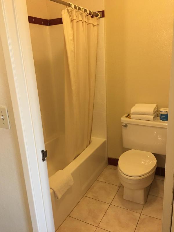 Standard Double Room image 2