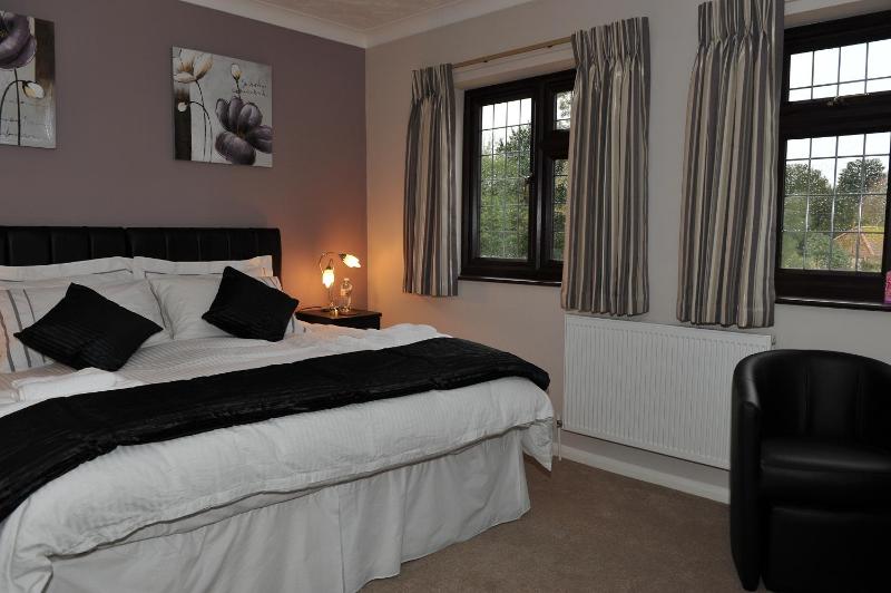 Double or Twin Room with Bath image 1