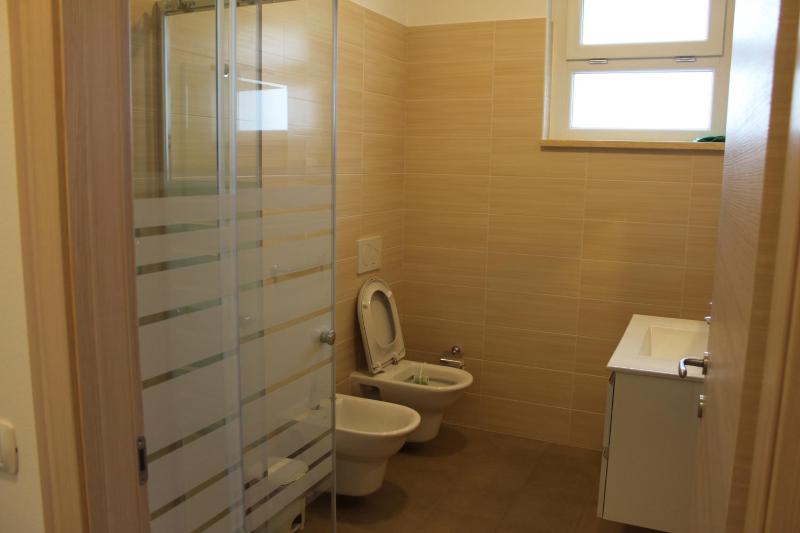 One-Bedroom Apartment image 1