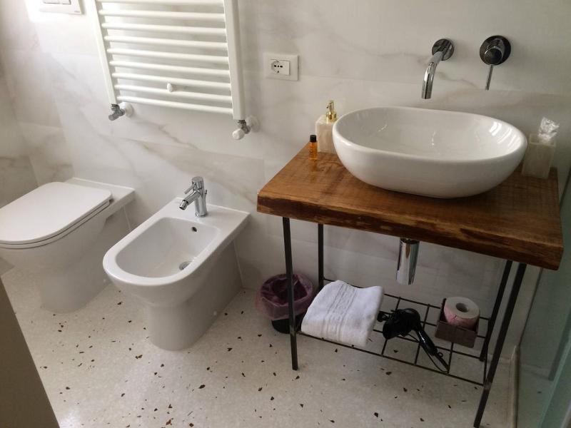 Double Room - Single Use image 3