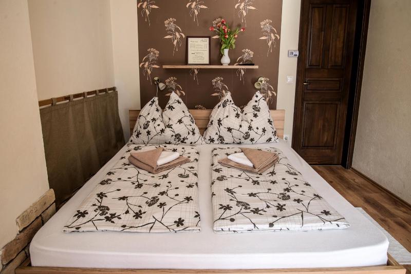 Deluxe Double Room image 2