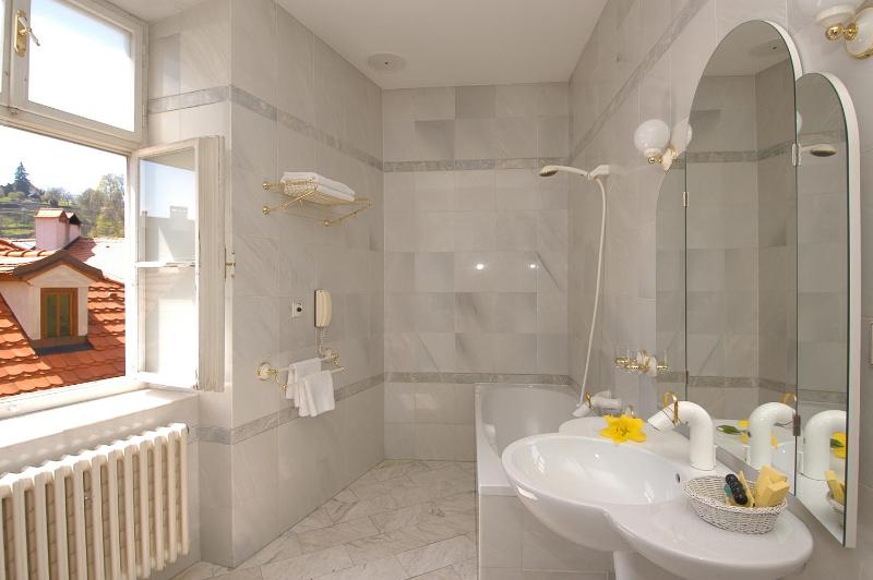 Deluxe Double Room with Castle View image 1