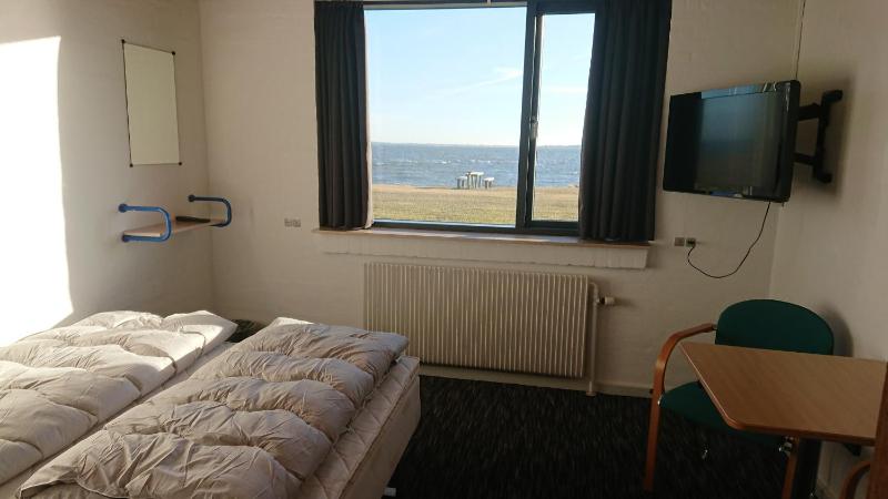 Double or Twin Room image 4