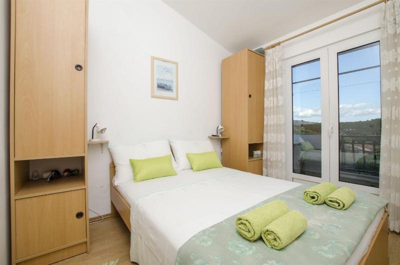 One-Bedroom apartment Standard image 1