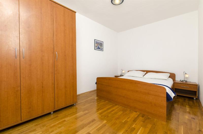One-Bedroom apartment Standard image 2