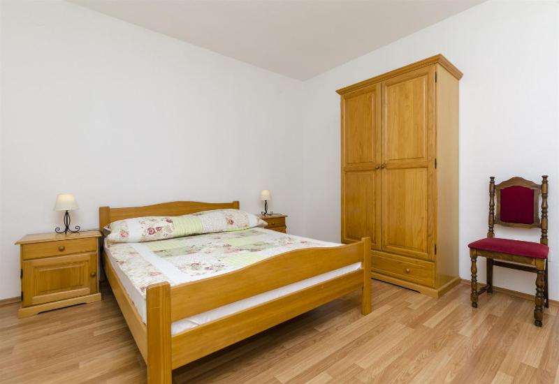 One-Bedroom Apartment - Ground Floor image 3