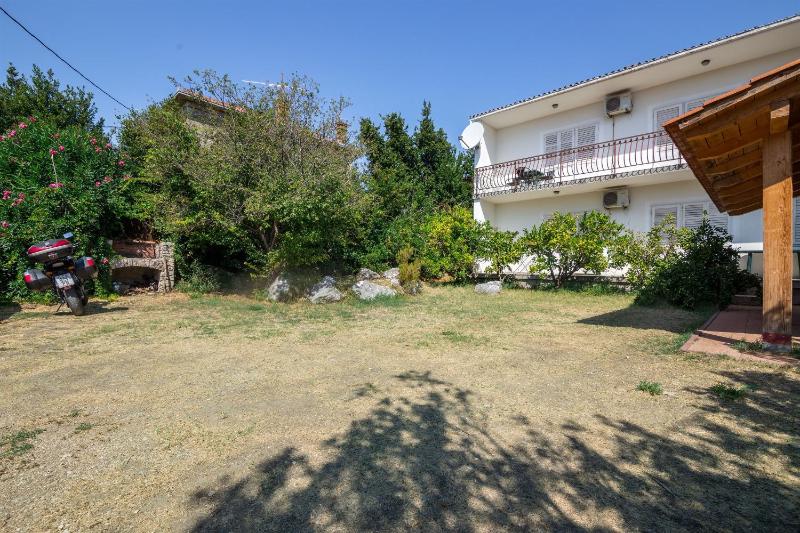 Apartments Petar - image 11