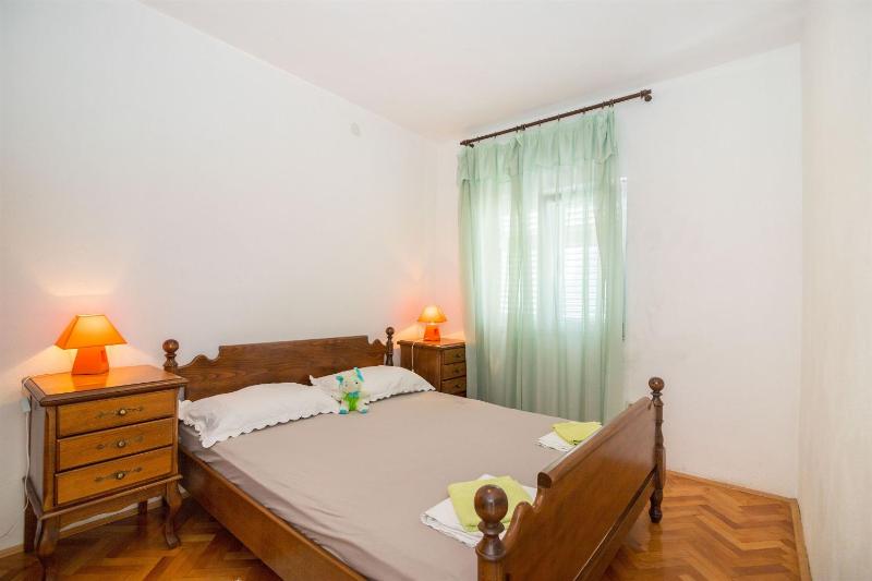 Apartments Petar - image 1
