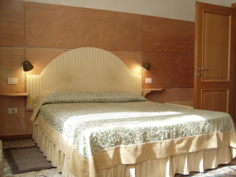 Double Room with Private Bathroom image 4