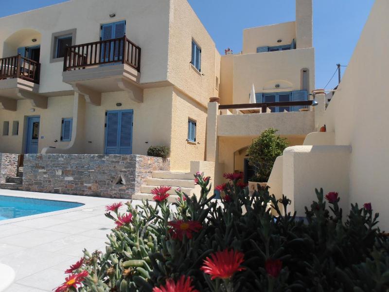 One-Bedroom Sea Front Apartment image 1