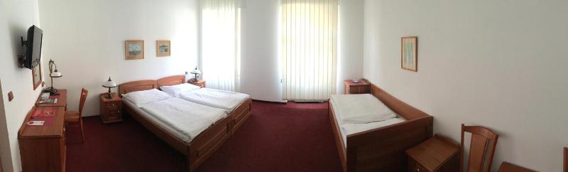 Triple Room image 2