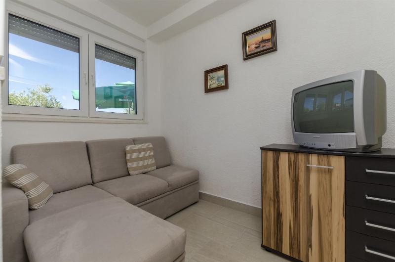 Apartments Denis - image 4