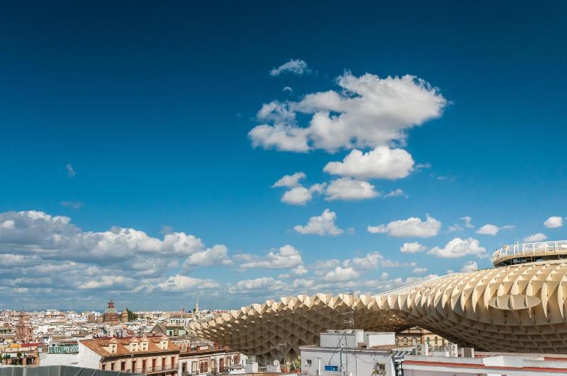 One-Bedroom Apartment image 3