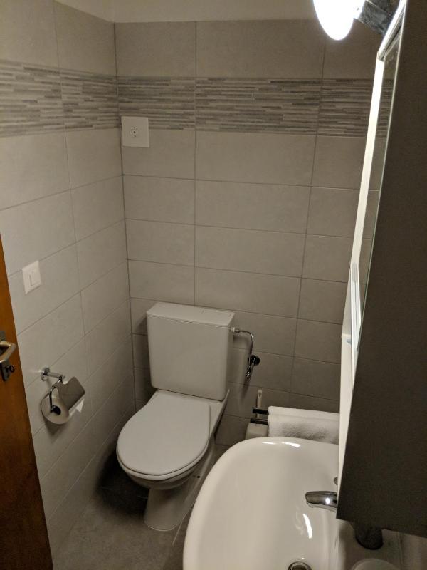 Double Room image 4