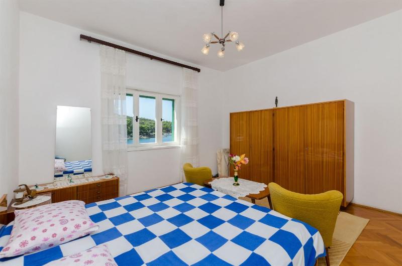 Three-Bedroom Apartment image 3