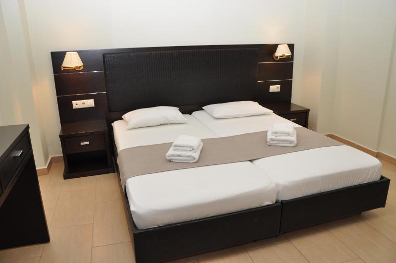 Apartment with Sea View - First Floor  image 4