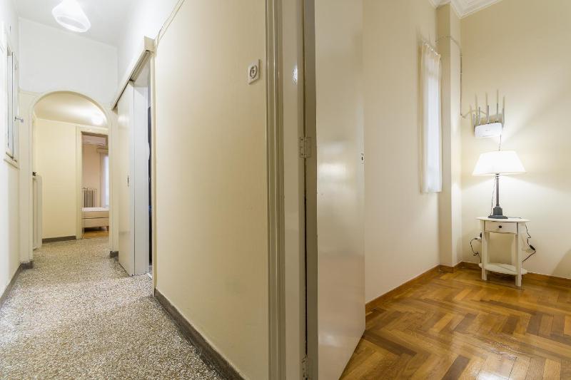 Superior Apartment image 3