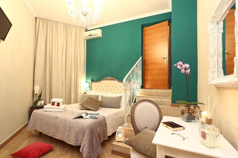 Two-Bedroom Suite image 4