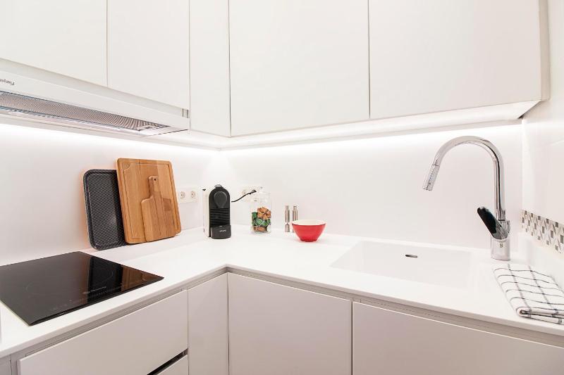 Old Town City Center Apartment Premium - image 10