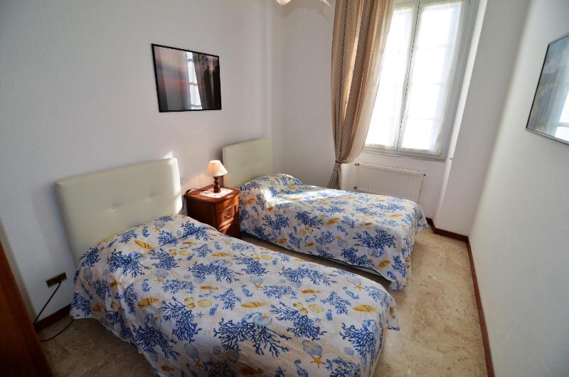 Levanto Rentals - image 10