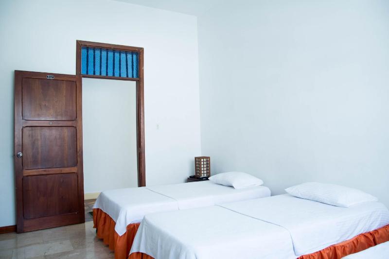Hotel Savoy - image 4