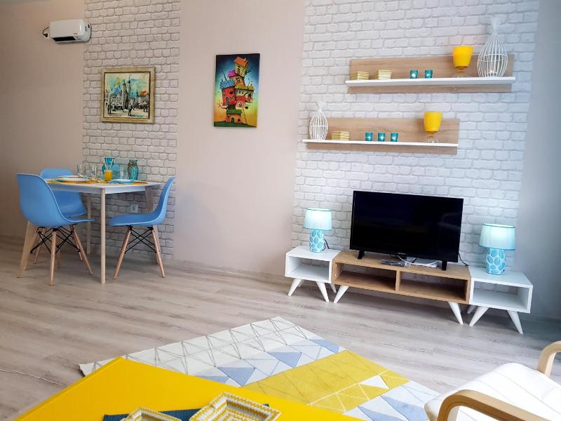 Superior Apartment image 2