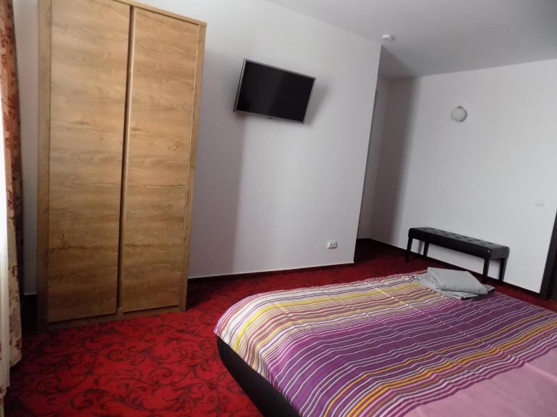 Standard Double Room image 2