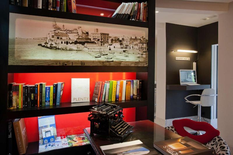 Hotel Sitges - image 9