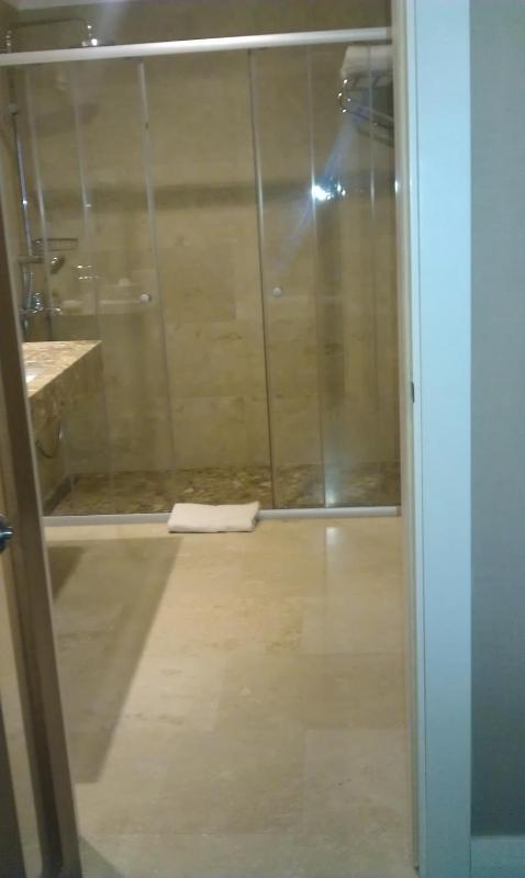 Triple Room image 2