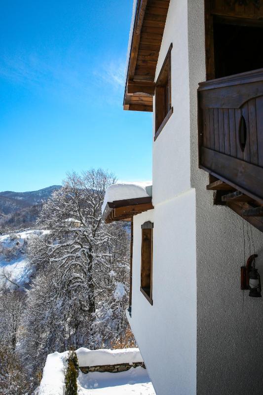 Double Room with Balcony image 1