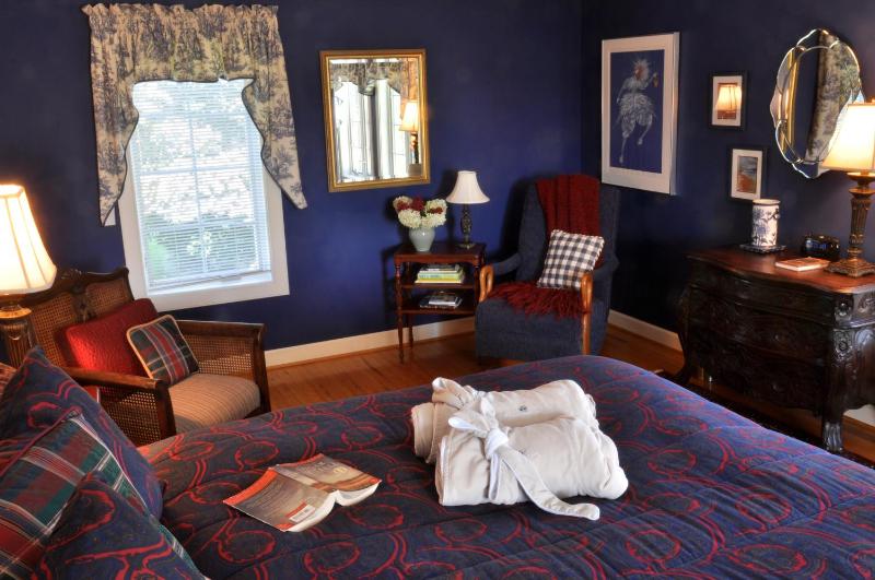 Superior King Room image 2