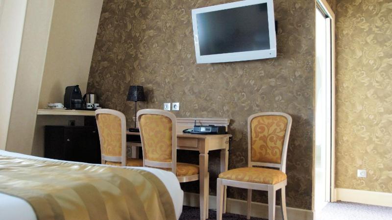 Best Western Central Hotel - image 12