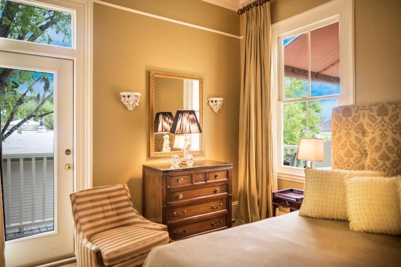 Catherine Ward House Inn - image 3